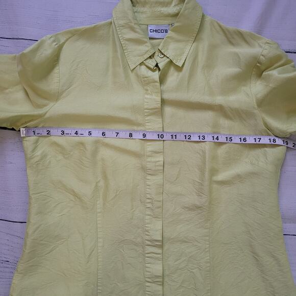 Chico's Size 1 US M 100% Silk Neon Yellow Button Up Collared Top Business Office - Picture 5 of 9
